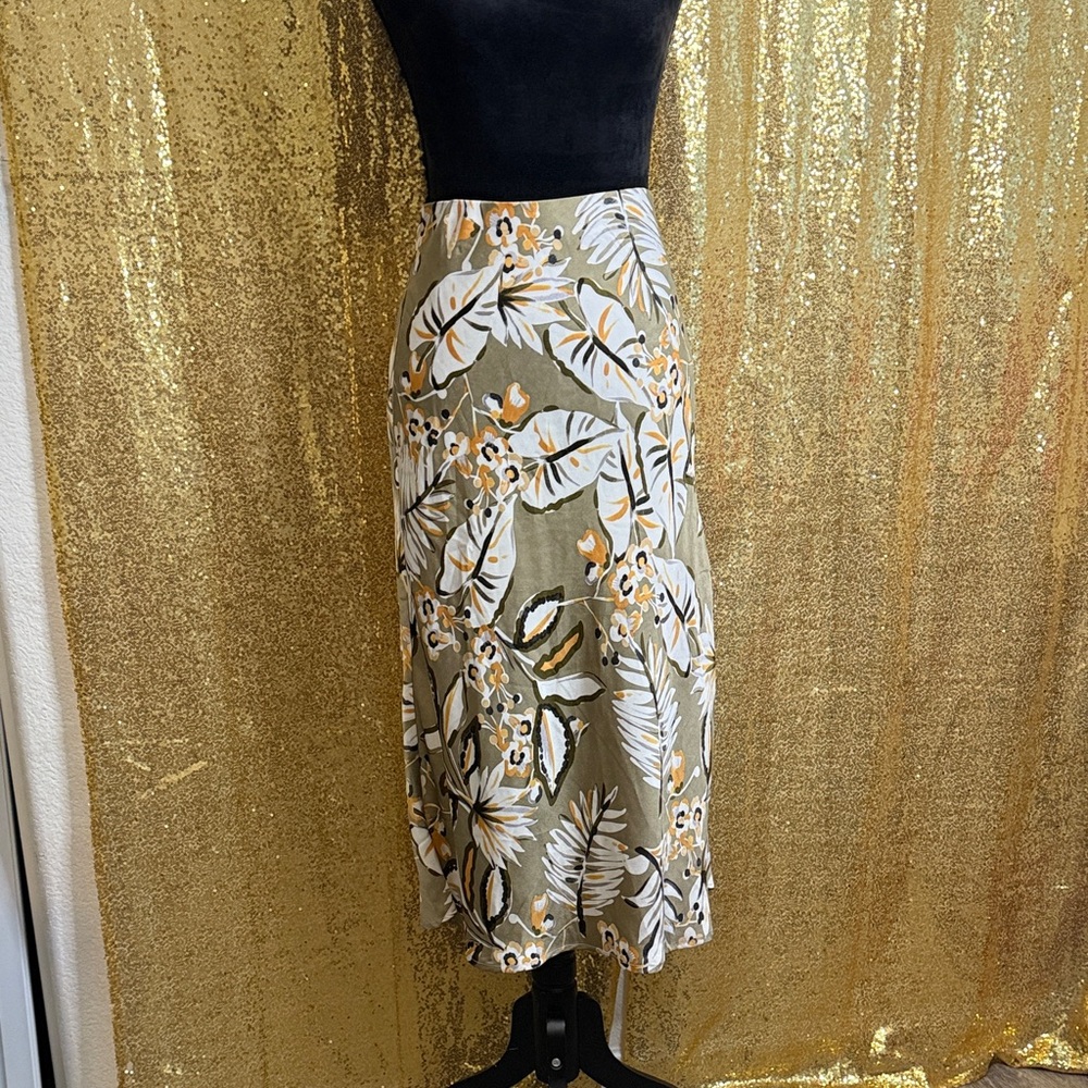 Leaf Patterned Midi Skirt in Earthy Tones